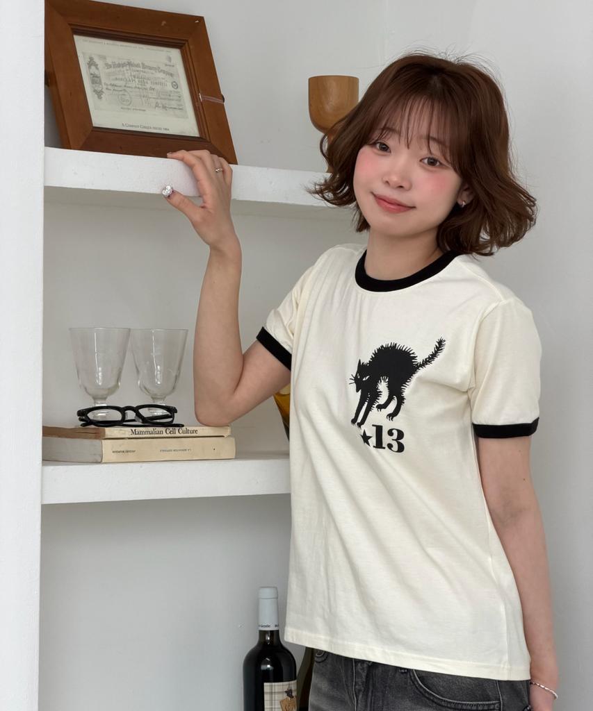 AMOU 13 Cat Half T-Shirts Ivory