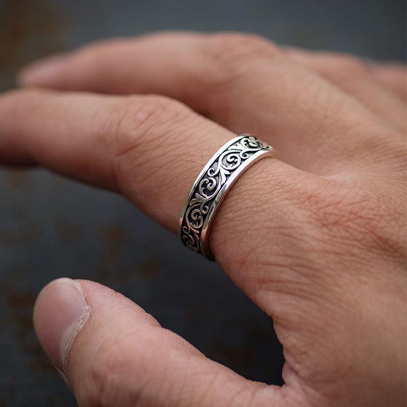 Yin Taifei Men's Silver Scroll Pattern Open Ring: Retro, Trendy, Versatile, Niche Design.