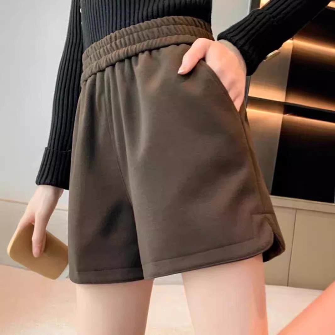 

Универсальные шерстяные шорты А-силуэта с эластичной высокой талией - Женская коллекция Осень/Зима 2024, Свободный крой, Дизайн с широкими штанинами, визуально стройнящий. 3XL (148-158 lbs) кофейный