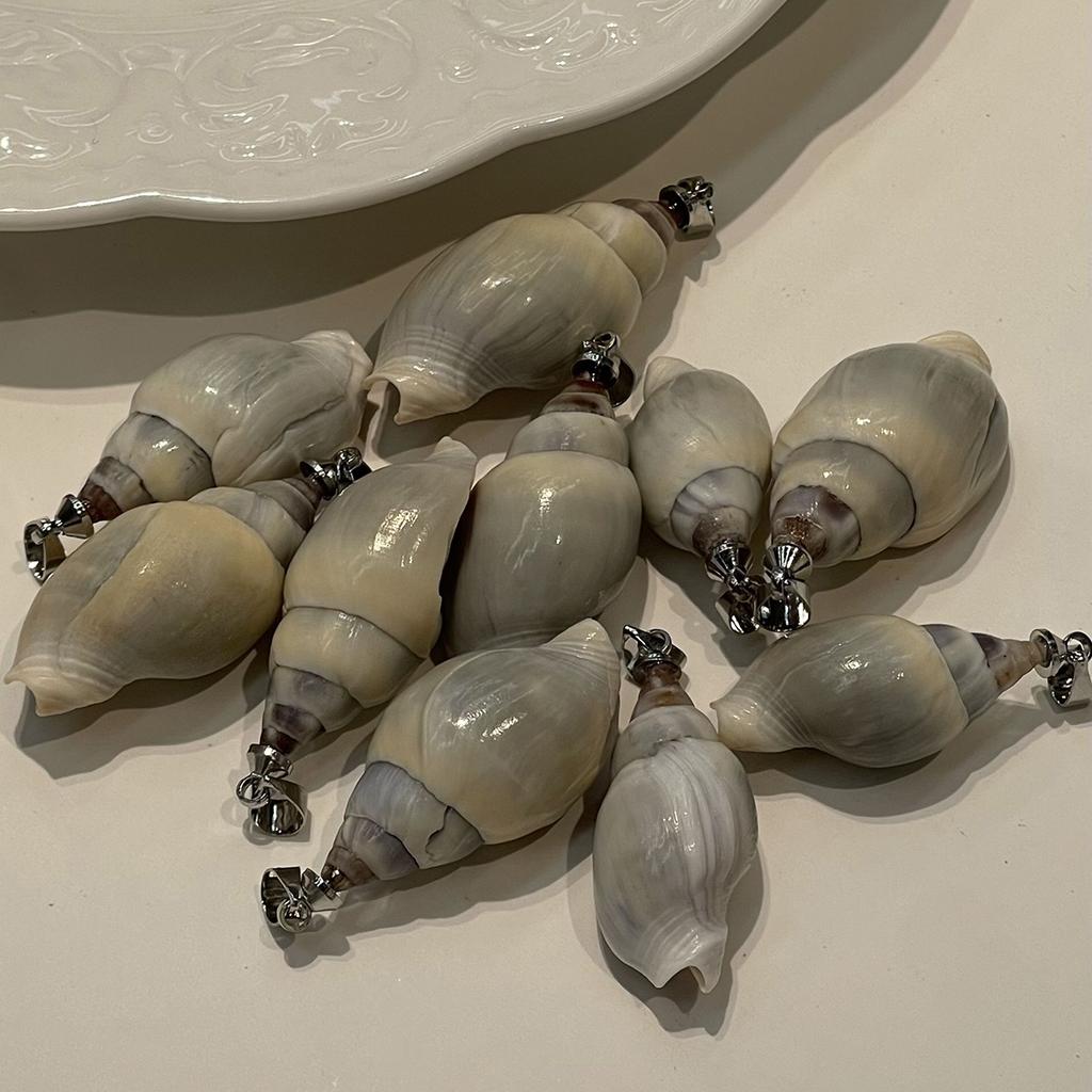 10Pcs Natural Jade Shell Charms 12×26~14×34mm Seashell Pendants With Silver Bail Beach DIY Jewelry