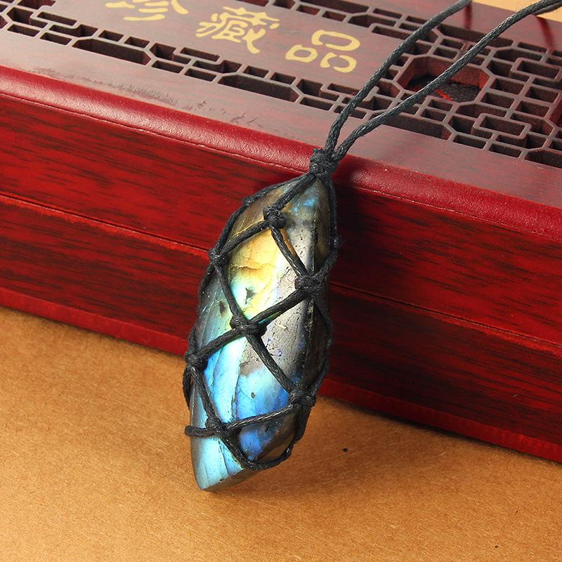 Labradorite Necklace for Women Moonstone Sunstone Pendant & Necklace Divination Spiritual Meditation Buddha Yoga Jewelry
