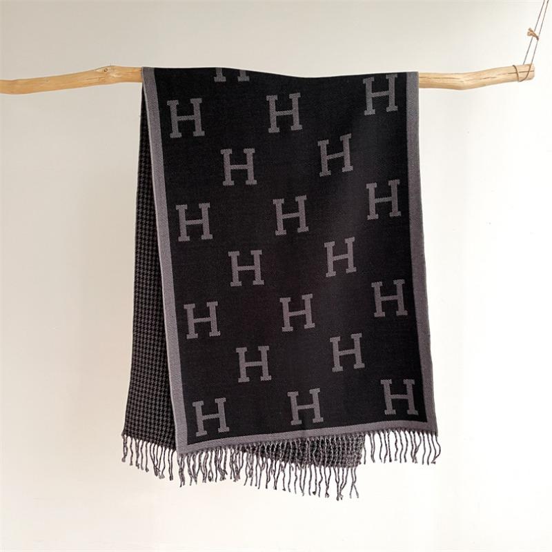 Autumn and Winter Letter Imitation Cashmere Scarf Women's Simple New Versatile Thickened Fringed Shawl Fashionable Warm Scarf