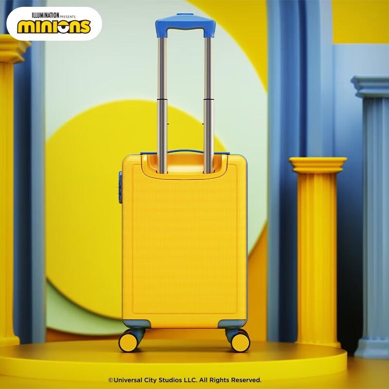 Despicable Me Minions 20-inch Big-Eyed Banana Embossed ABS Spinner Luggage