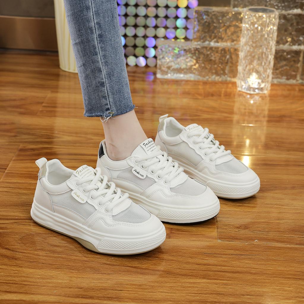 Little white shoes girls versatile spring and autumn flat thick soles 2025 summer popular new orders surge casual dad sports shoes