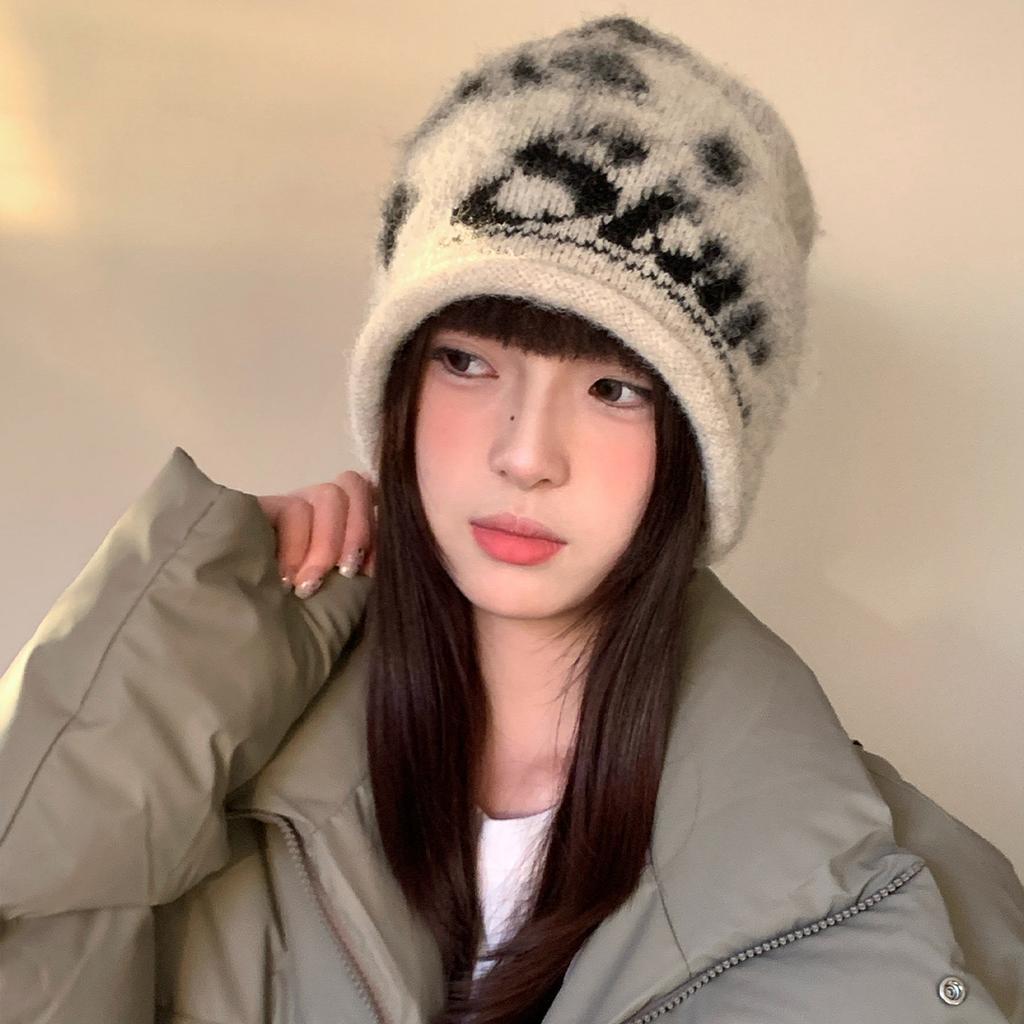 Wool crimped letter knitted stacking hat Children's winter big head circumference showing face small ear protectors Cold hat Warm wool hat