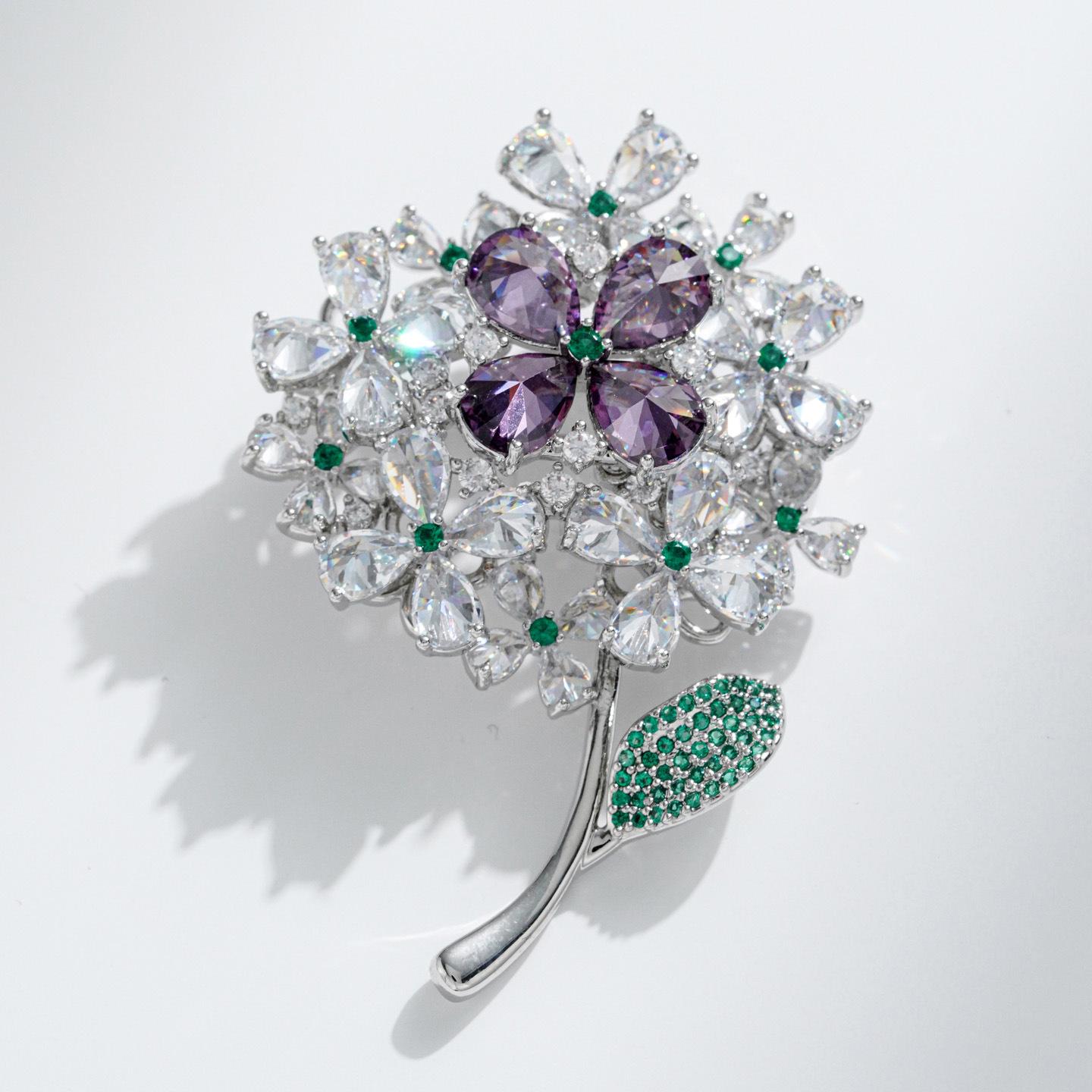 Bo Xin Yun Light Luxury Floral Brooch: High-End Copper  Zircon Dandelion Corsage
