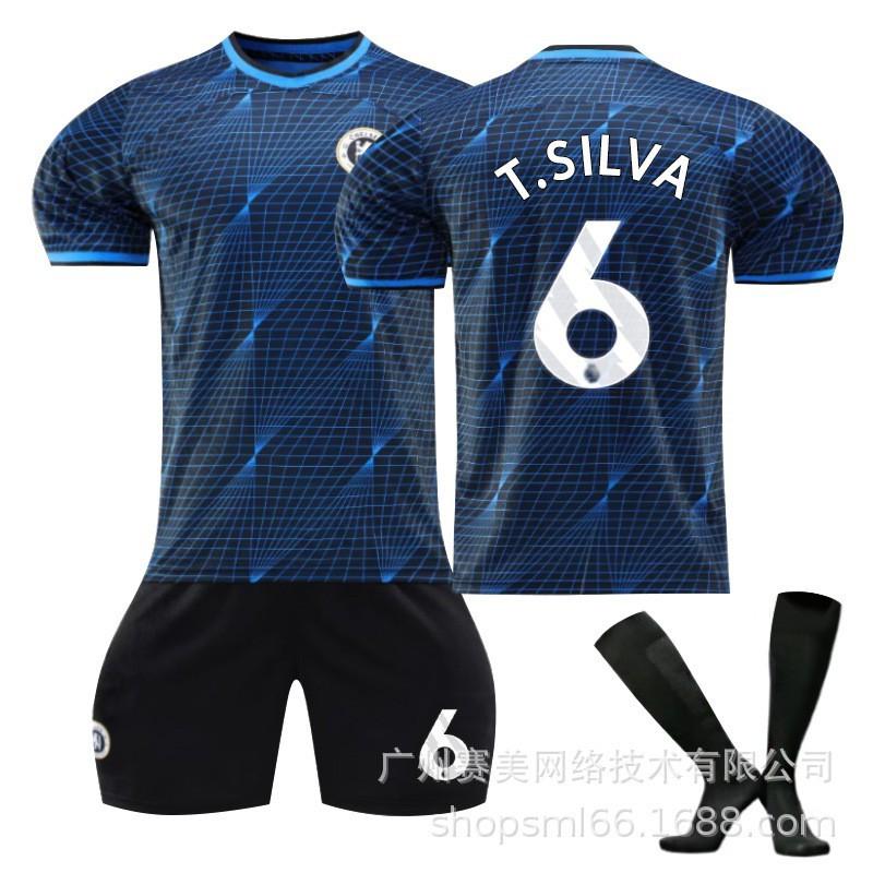 Sezóna 23-24 Chelsea venkovní 8 Enzo 6 Silva 10 Mudrik 7 Stirling Fotbalový dres