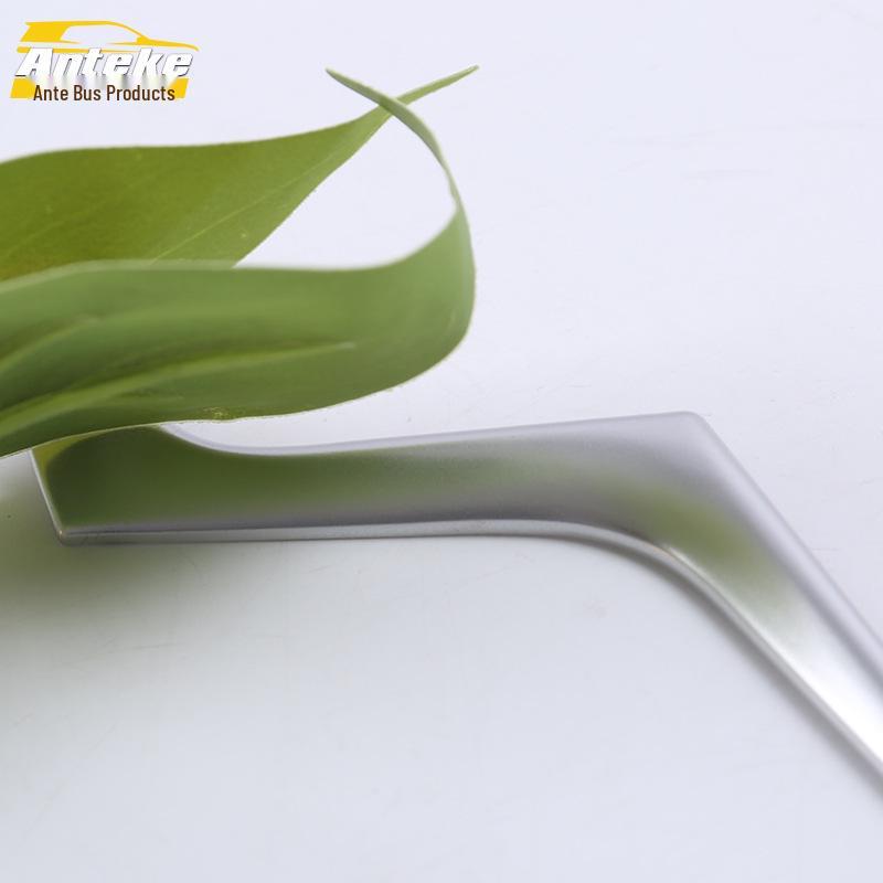 Steering Wheel and Dashboard Trim for 16 Land Cruiser
