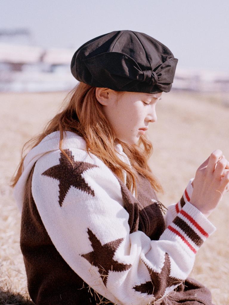 Poejidam Bloom Dome Beret In Black
