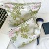 Polyester Canvas Flower Clutch Bag Large Capacity Flower Pattern Cosmetic Storage Pouch Zipper Closure Portable