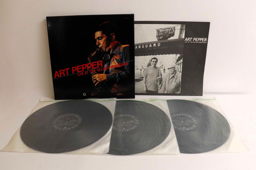 LP Record ART PEPPER - Live At The Village Vanguard GXH300911 CONTEMPORARY 1980 Japan Jazz Used