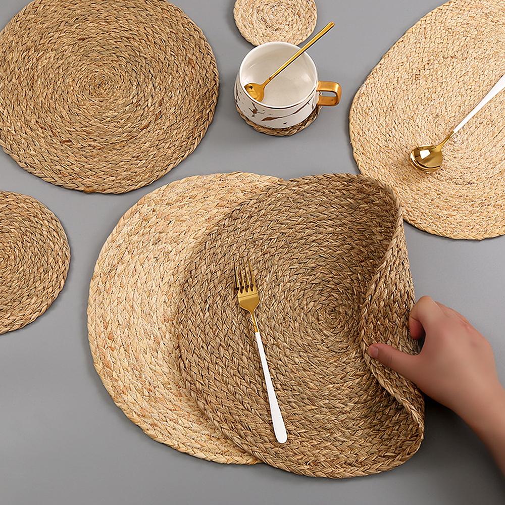 Round Table Placemats Handmade Weave Non-Slip Placemat Coaster Corn Hull for Table Insulation Table Mats Pads Home Decor