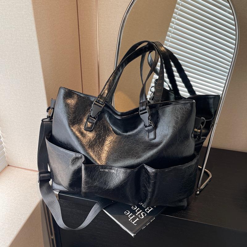 Large-capacity bag women's autumn and winter new simple messenger bag casual fashion shoulder commuter tote bag