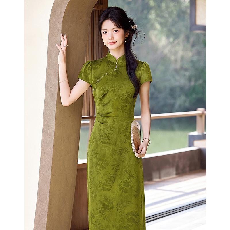 Design Sense Niche Fashion Temperament Slimming Dress for Small Figures
