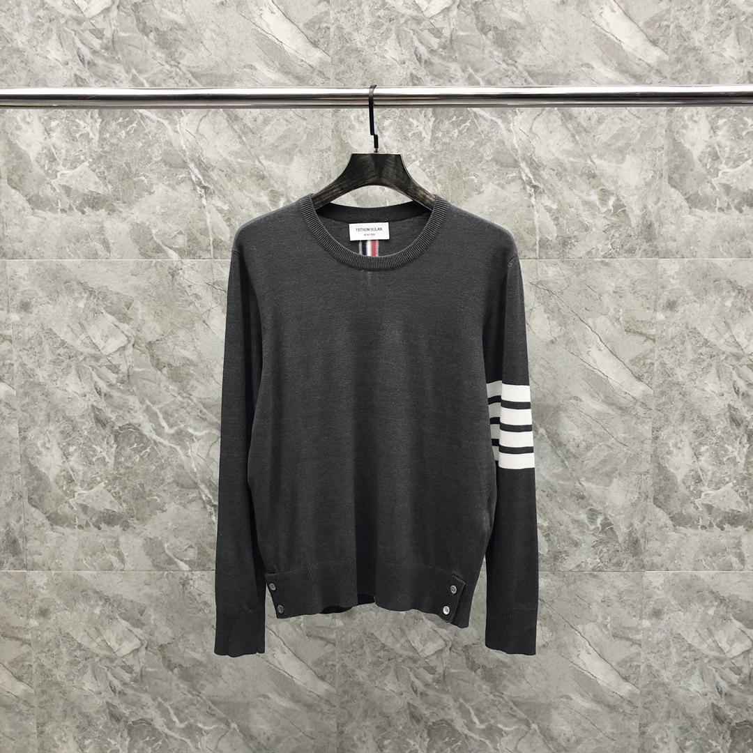 

Унисекс шерстяной вязаный свитер с отделкой из четырех полос - повседневная всесезонная мода Size 2 темно-серого