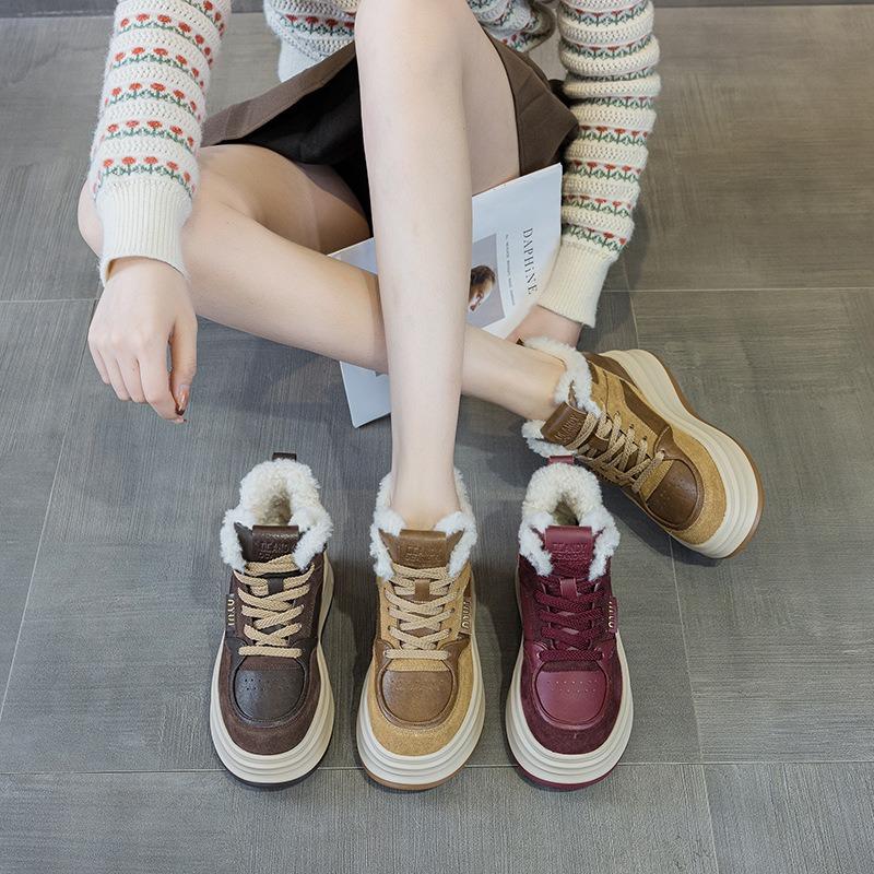 New Casual Versatile Thickened Velvet Warm Heightening Casual Sports Snow Boots Women's Shoes Thick Baseplate Shoes Women