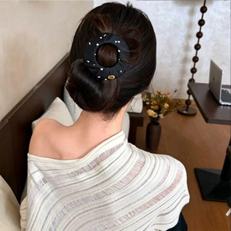 New Safe Flat Round Gripper Clip Cute Hair Claws Women Girls Hairpins Hairclip Barrettes Accessories Headdress Headwear Ornament