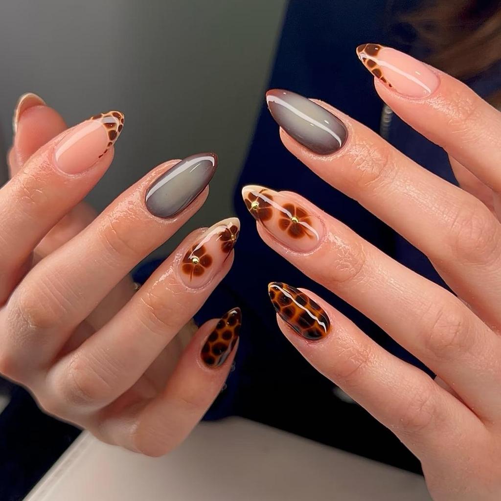 High-End French Almond Press-On Nails - Medium-Long, Stylish & Elegant