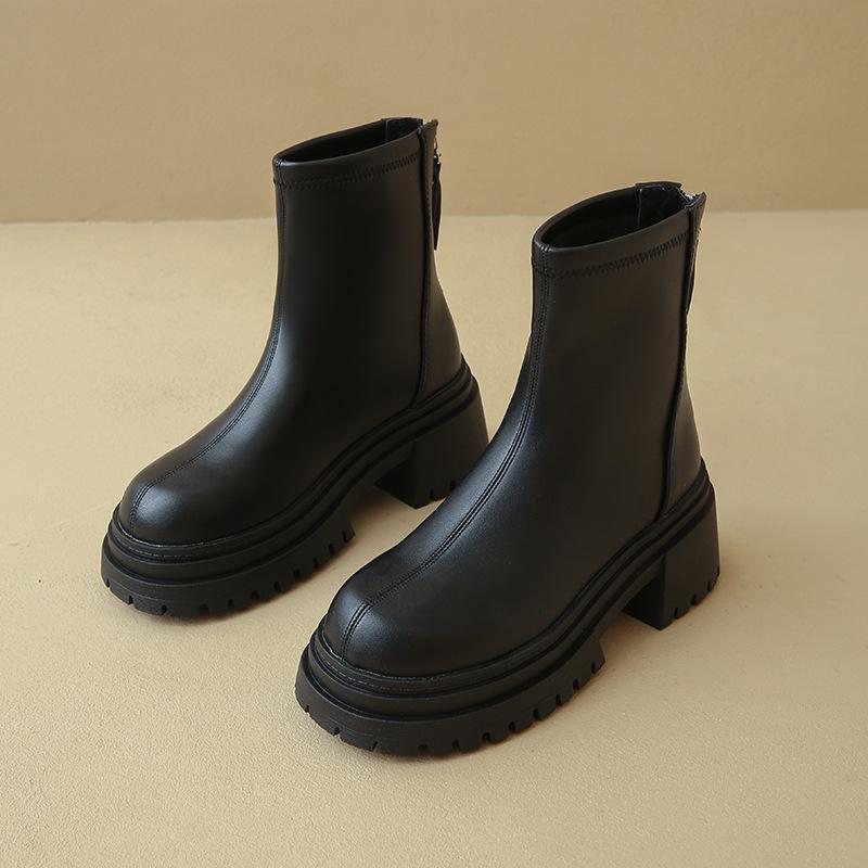 

Женские ботинки Мартин на толстой подошве 2025 весна и осень новые одинарные ботинки популярный большой размер осень и зима британский стиль на высокой подошве тонкие женские с 42 чёрный