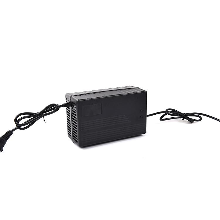 High Quality Hot Selling 17s Input 60v Output 71.4v 5a Lithium Battery Charger 60v Battery Charger Lithium EU чёрный