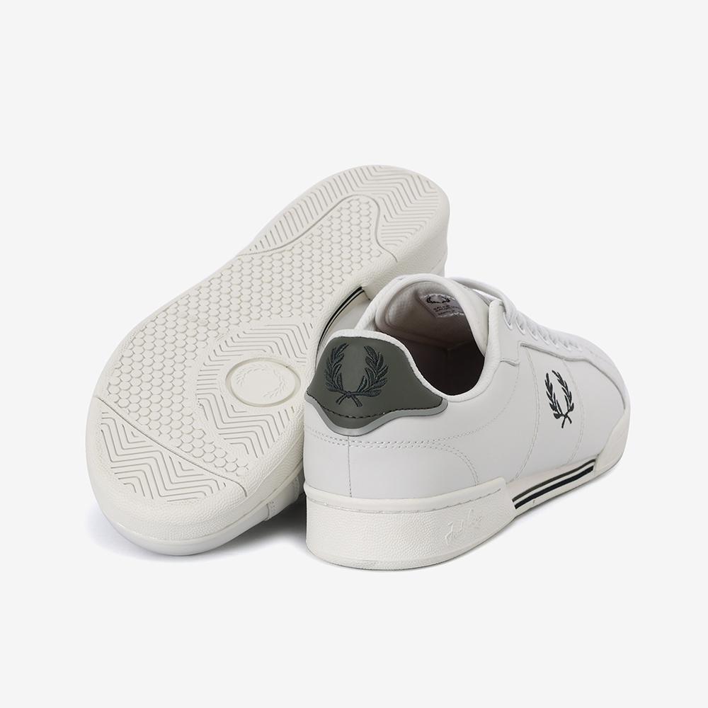 Fred Perry B722 Leather  W22  Sfpm2436311 W22