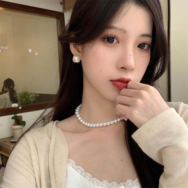 Elegant Geometric Pearl Earrings: High-End French Cube Design with 925 Silver Needle. Perfect for Fashionable Women.