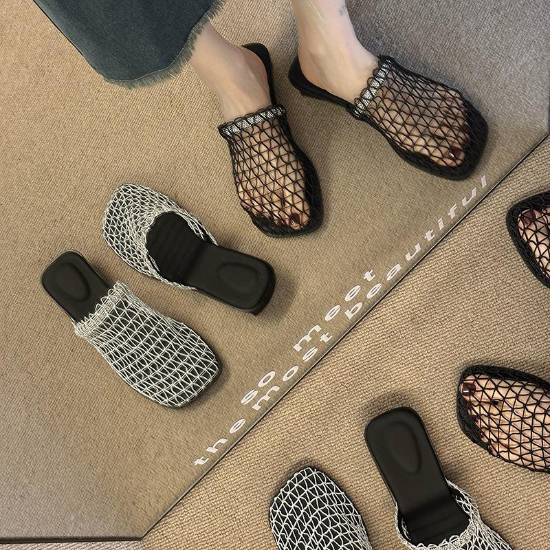 New Style of Flat-bottomed Flip-flops with Woven Shoes Toe Coverings and Half Slippers
