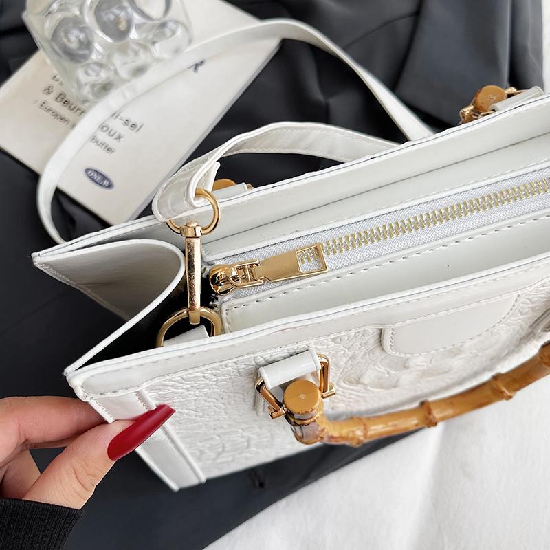 2023 Cross Border New Tote Bag Women's Bag Foreign Trade Leisure Large Capacity Crocodile Pattern Bag Women's Bamboo Handbag