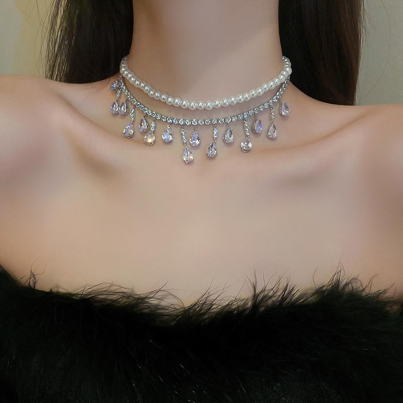 French Light Luxury Diamond-encrusted Artificial Pearl Necklace Retro Court Style Collarbone Chain Niche High-end Jewelry Women