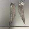Women's Fashion Light Luxury Dimple Tassel Earrings, Niche Light Luxury High-end Feeling, White Gold Vacation Style Long Earrings