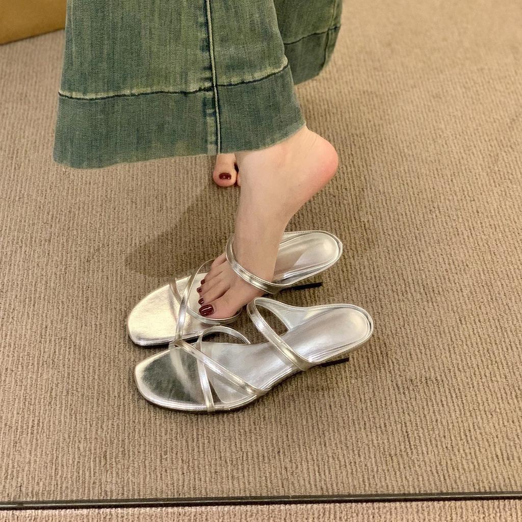 Wedge heel slippers women's outer wear summer 2025 new fairy style gentle cross with high-end temperament sandals