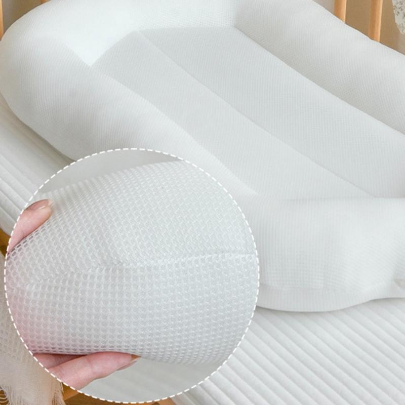 Multifunctional Babynest Lounger Infants Rest Cushion Portable Newborns Bed for Girls Boys Comfortable Travel Bed Cot