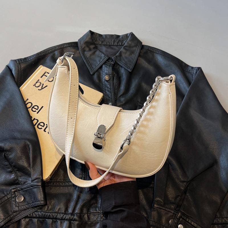 Niche design bag women's spring and summer 2025 new fashion chain shoulder messenger bag high-end underarm dumpling bag