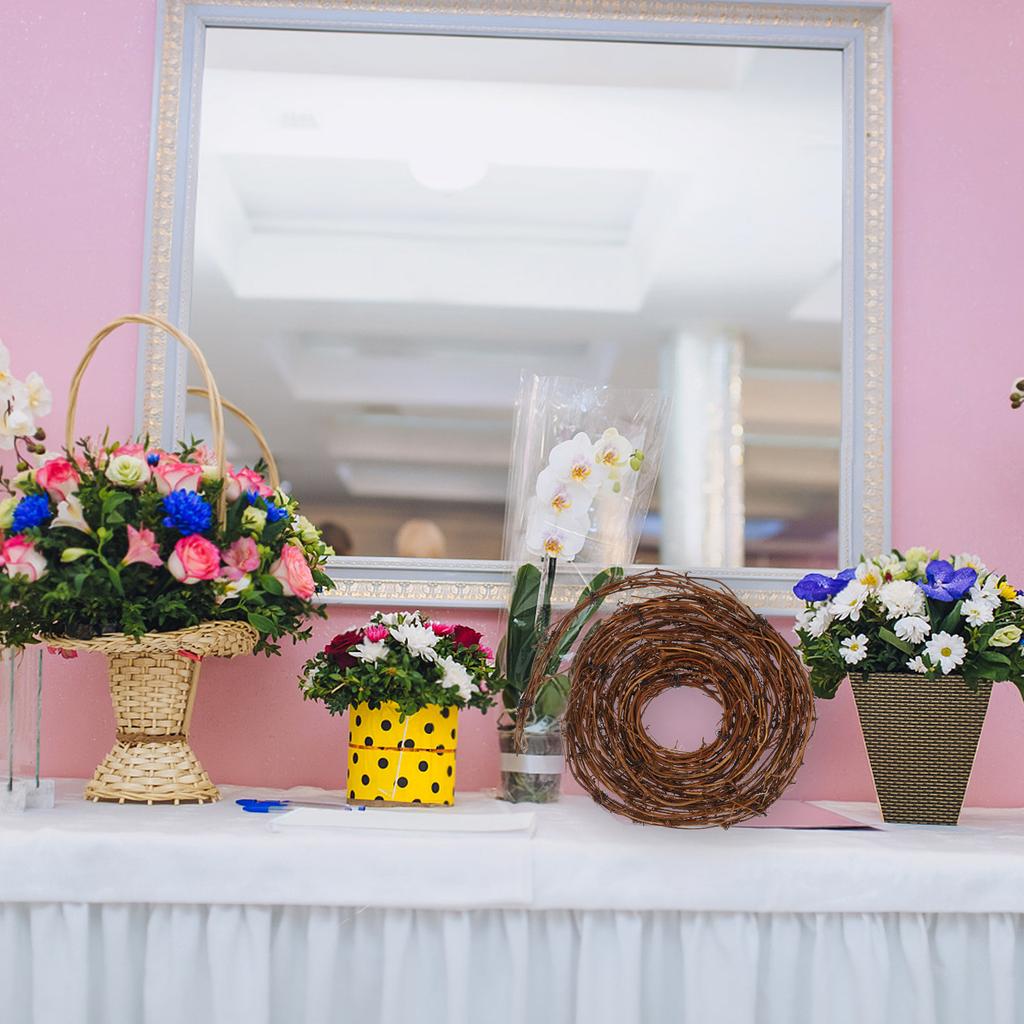 Versatile Rattan Wreath DIY Craft Supply Handmade Rattan Garland Base for Floral Wreaths Front Door Hanging Decoration Craft