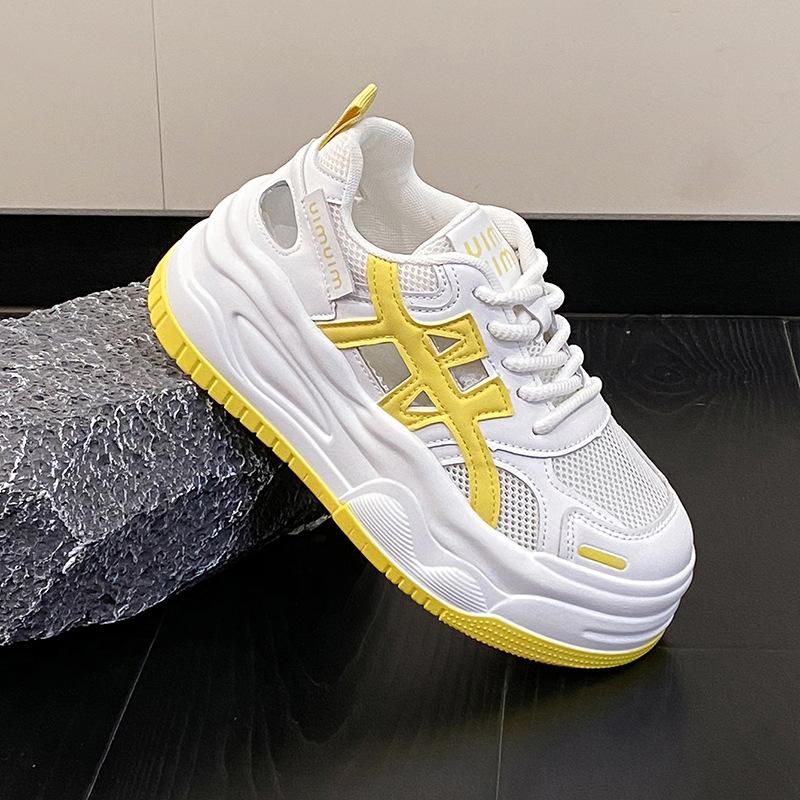 Thick-soled mesh white shoes women's 2025 summer new hollow breathable inner height increase casual board shoes net shoes muffin shoes