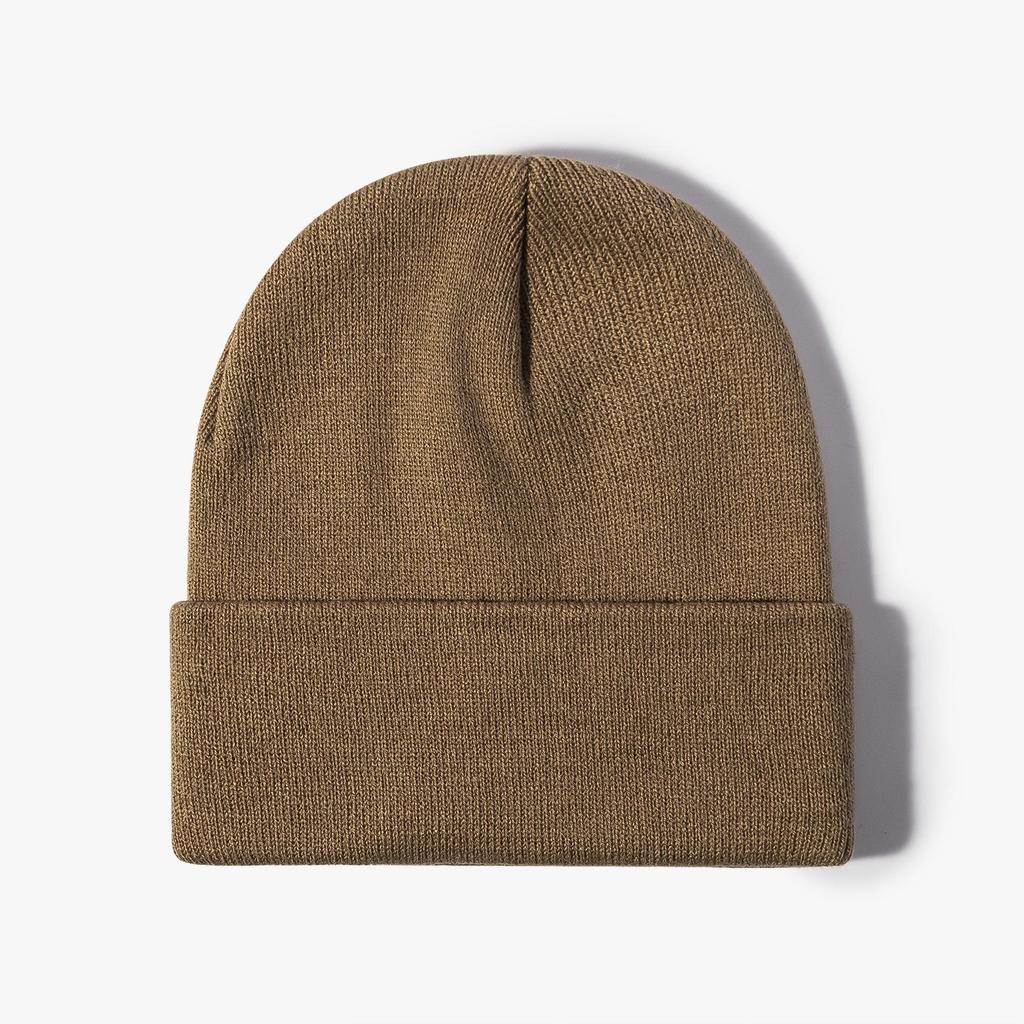 Unisex Korean-Style Embroidered Wool Beanie for Autumn/Winter – Slimming Look, Ideal for Outdoor Activities