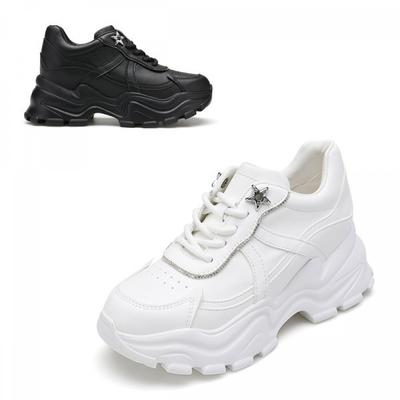 Obuwie damskie – Sneakersy