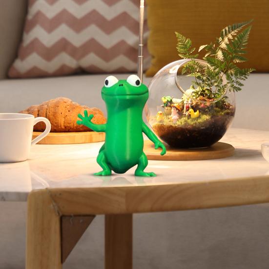 Lizard Meme Decoration 3D Printed Funny Lizard Ornament Standing Green Lizard Figurine for Home Office Desk Bedroom Shelf Decor