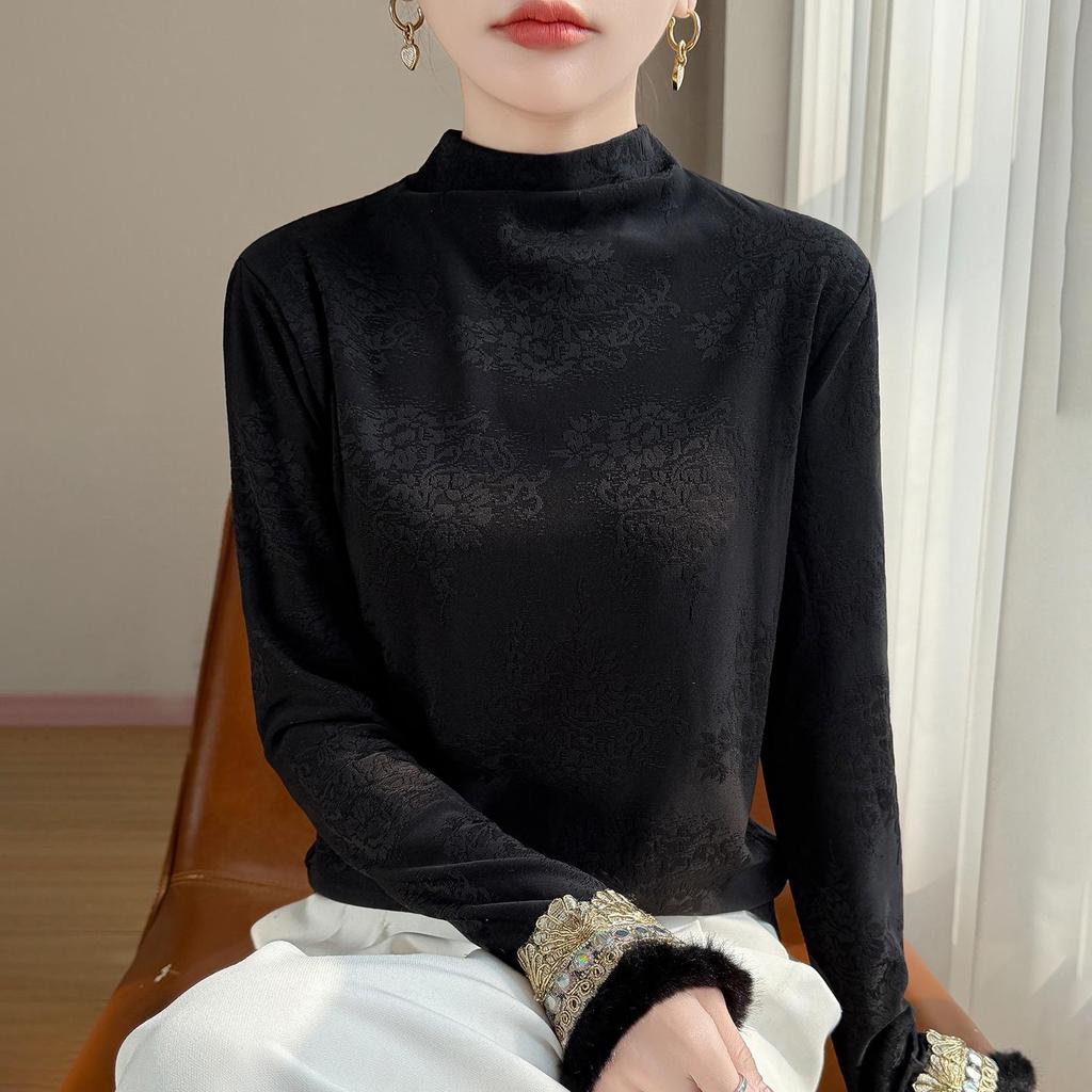 Women's Embroidered Velvet Collar Knit Sweater - Chinese Style, Warm, Autumn/Winter