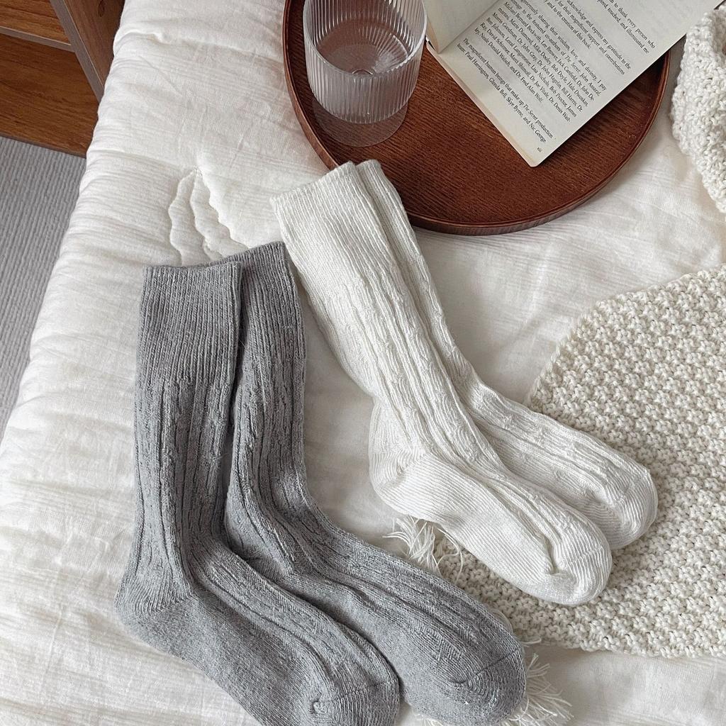 "Lazy Atmosphere" Retro Korean-Style Mid-Thigh Stockings, Wool Warmth, Thickened Stacked Socks, Mid-Tube