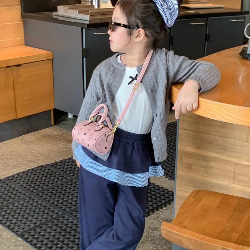 Pu Material Adorable Small Handbag For Kids Featuring Fun Letter Design Print