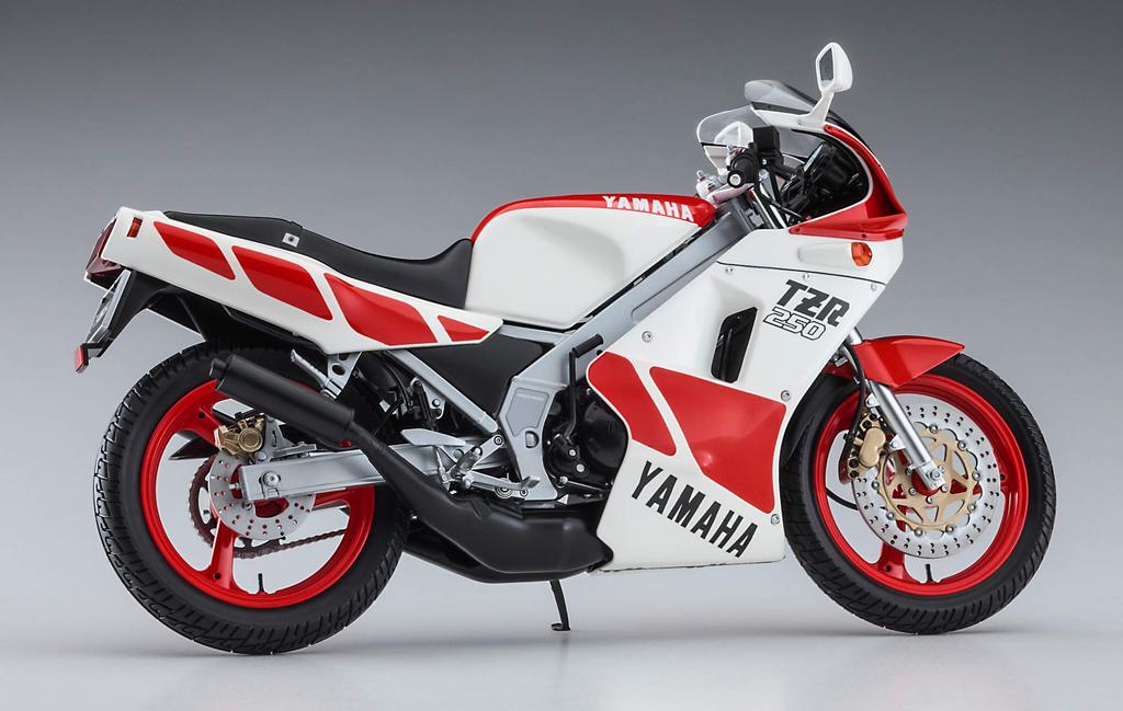 Plastikový model motocyklu Hasegawa řady Yamaha BK11 v měřítku 1/12 TZR250.(1KT)