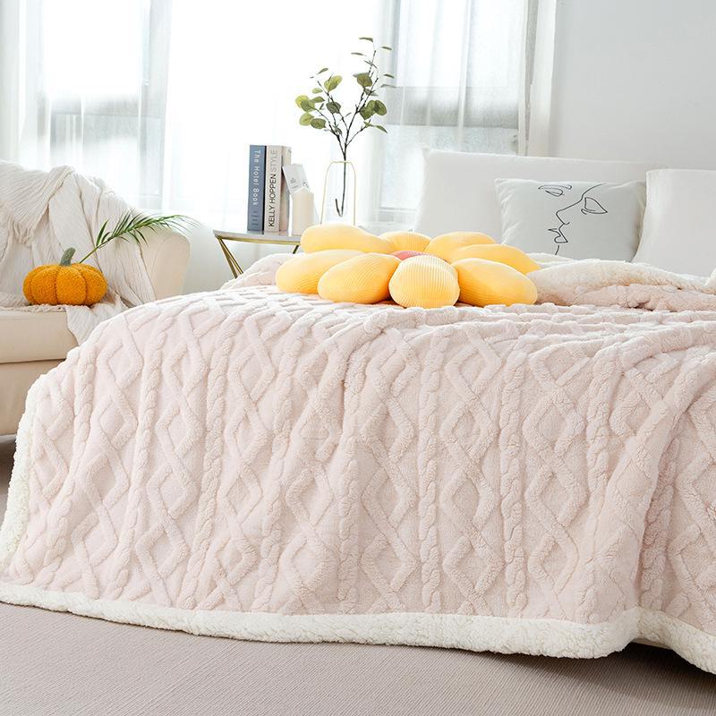 Double-layer Thickened Lambskin Jacquard Tuff Fleece Blanket for Office Nap - Solid Color AB Version.