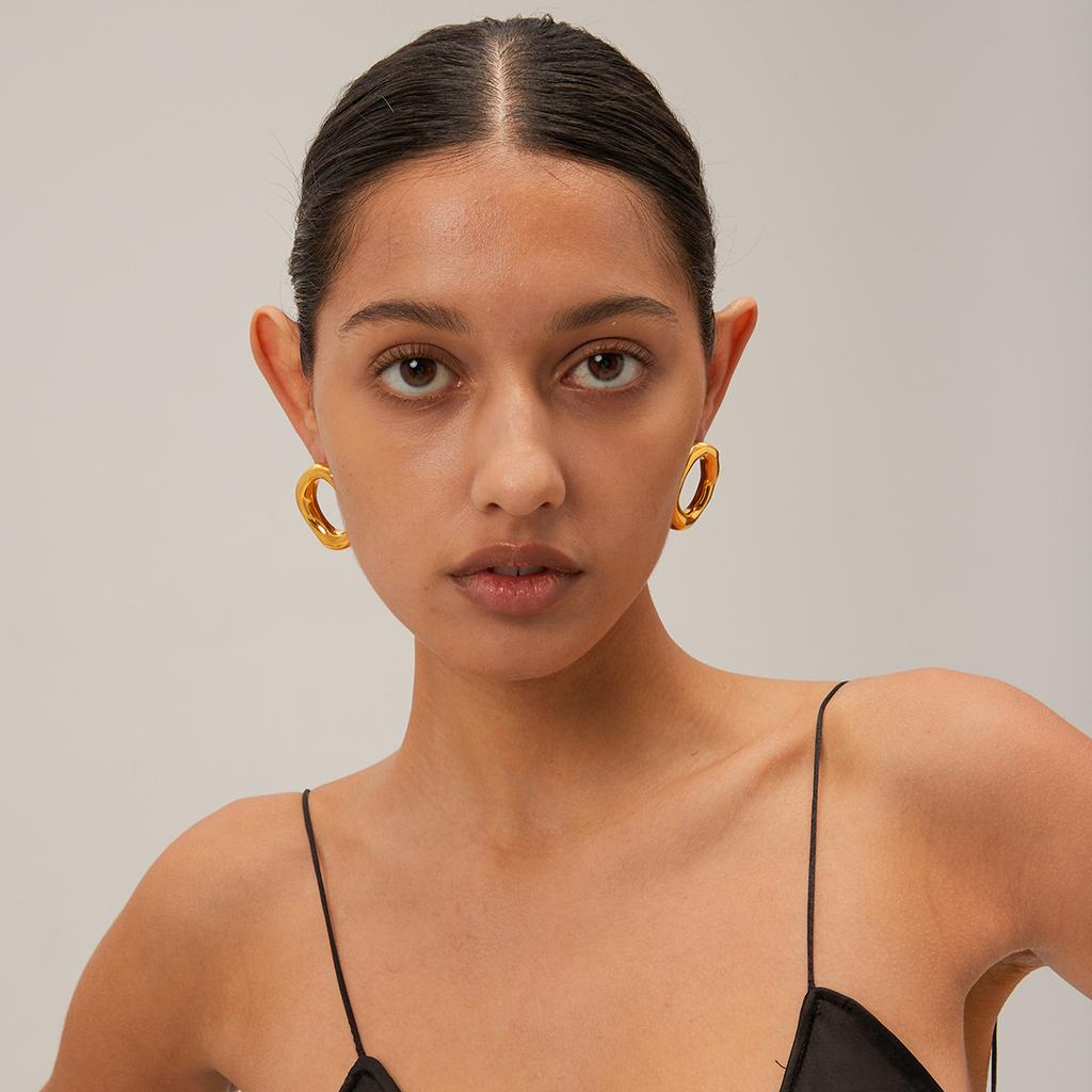 INS new 18k gold stainless steel hollow oval hollow earrings stainless steel jewelry fashion personality gift