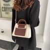 Pu Small Square Shoulder Bag For Casual Daily Use With Zipper Closure And Retro Style