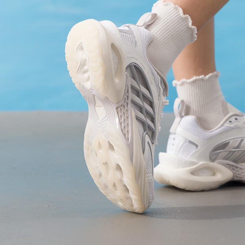 Adidas Unisex KK1813 Road Running Shoes