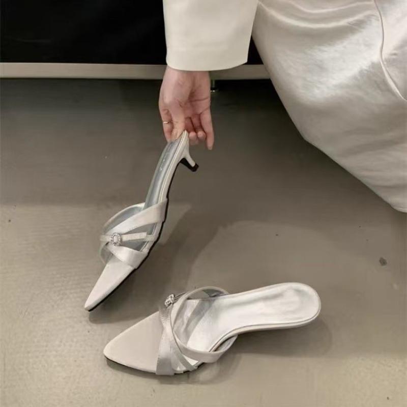 

Fashion New Style Pointed Toe Ladies Low Heel Pumps Shoes Slip on Footwear Shallow Fashion Butterfly-Knot Women Thin Heel Shoes Slides 42 серебряный