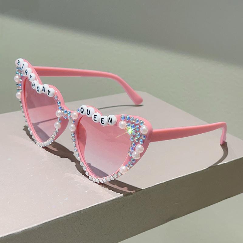 

Солнцезащитные очки в форме сердца Женские Стильные Подарок на день рождения Очки с горным хрусталем и жемчугом Модный дизайн Ручной работы
