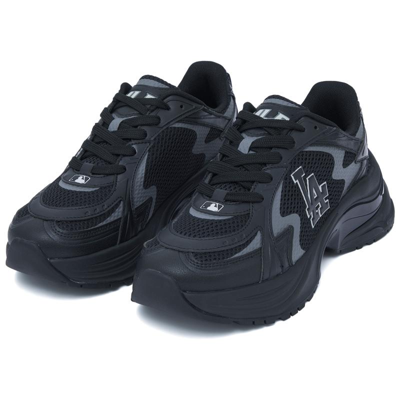 MLB Curve Runner Low top Casual Running Shoes Unisex Black Sneakers 3ARNSPL4N-07BKS