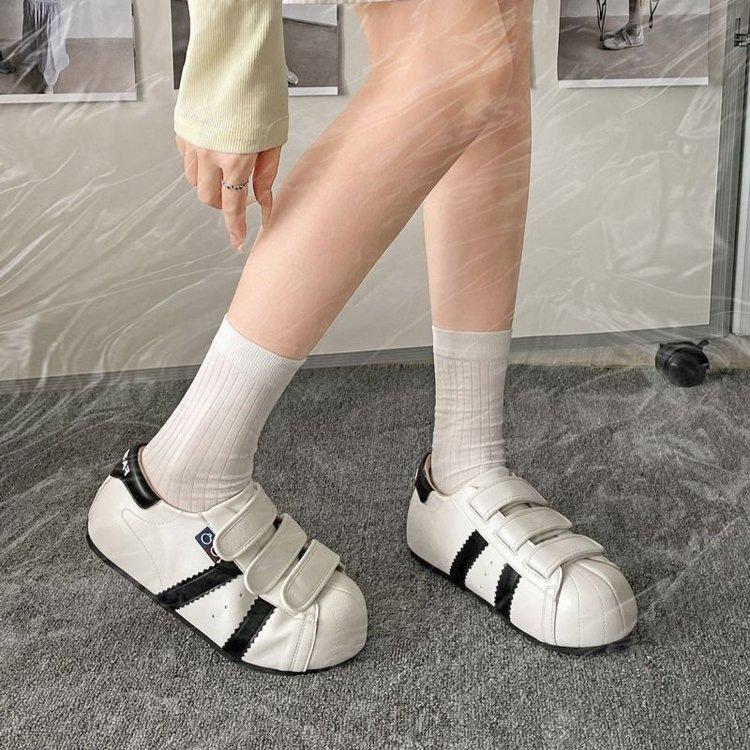 2025 autumn shell head thick-soled Velcro German training shoes women's new height-increasing versatile sports and leisure big head shoes